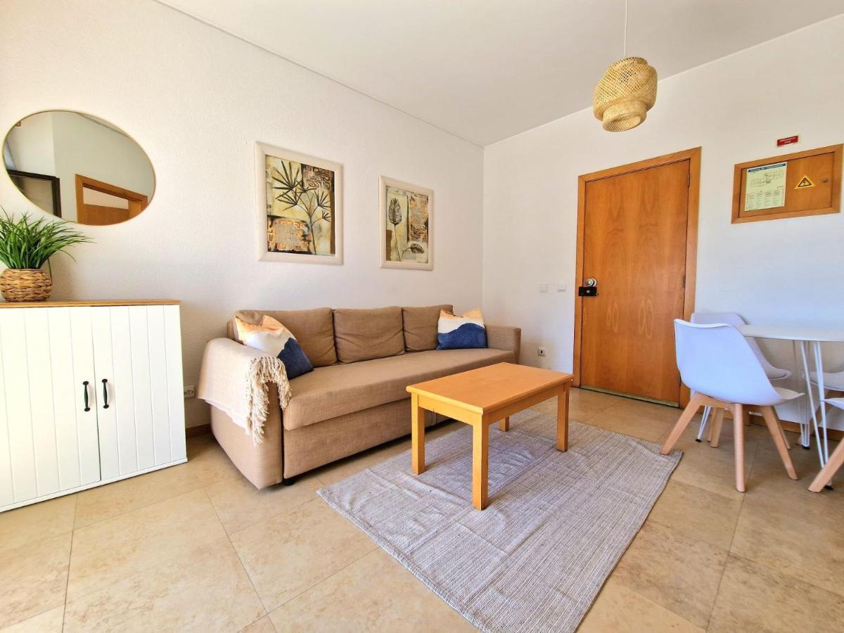 Zarco - Cosy Apartment In Vilamoura With A Balcony With View To The 2 Swimming Pools - Near The Beach & The Marina Quarteira Exteriör bild