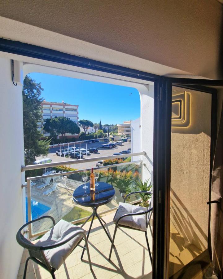 Zarco - Cosy Apartment In Vilamoura With A Balcony With View To The 2 Swimming Pools - Near The Beach & The Marina Quarteira Exteriör bild