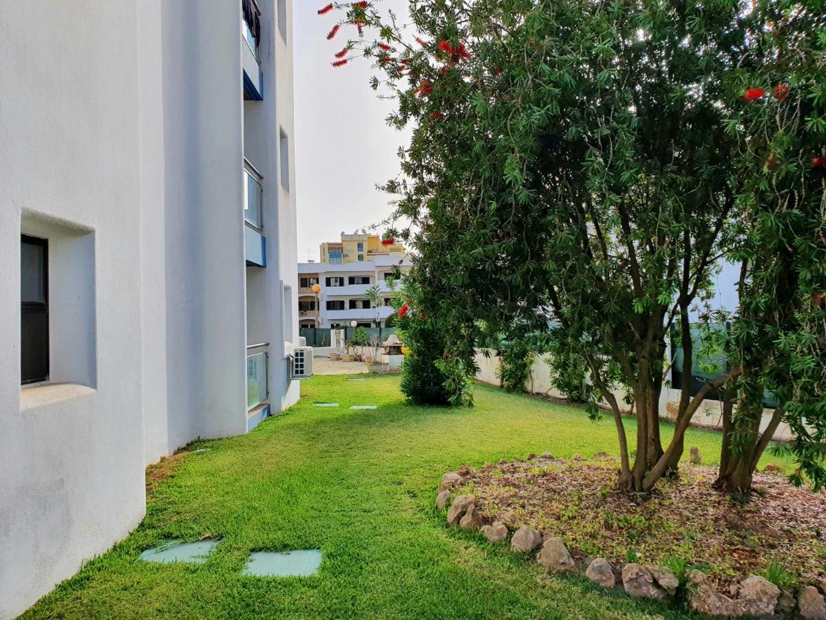 Zarco - Cosy Apartment In Vilamoura With A Balcony With View To The 2 Swimming Pools - Near The Beach & The Marina Quarteira Exteriör bild