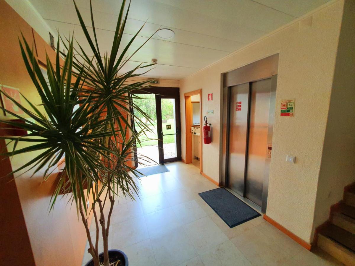 Zarco - Cosy Apartment In Vilamoura With A Balcony With View To The 2 Swimming Pools - Near The Beach & The Marina Quarteira Exteriör bild