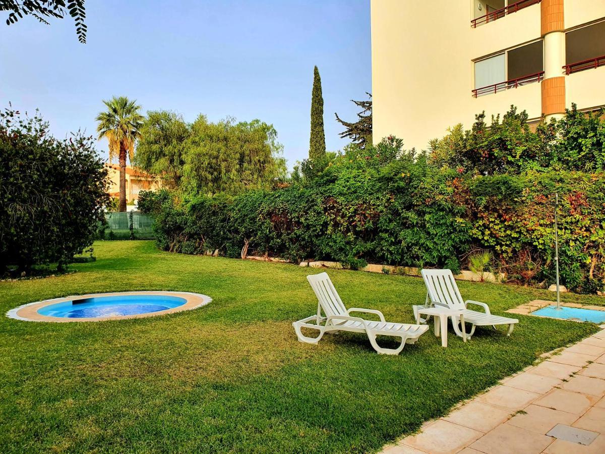 Zarco - Cosy Apartment In Vilamoura With A Balcony With View To The 2 Swimming Pools - Near The Beach & The Marina Quarteira Exteriör bild