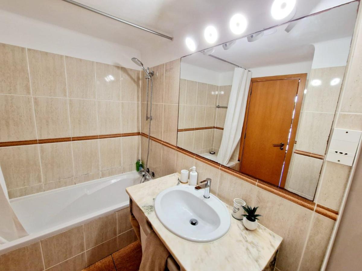 Zarco - Cosy Apartment In Vilamoura With A Balcony With View To The 2 Swimming Pools - Near The Beach & The Marina Quarteira Exteriör bild