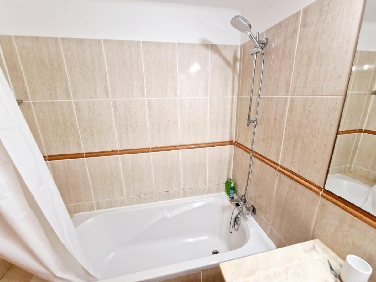Zarco - Cosy Apartment In Vilamoura With A Balcony With View To The 2 Swimming Pools - Near The Beach & The Marina Quarteira Exteriör bild