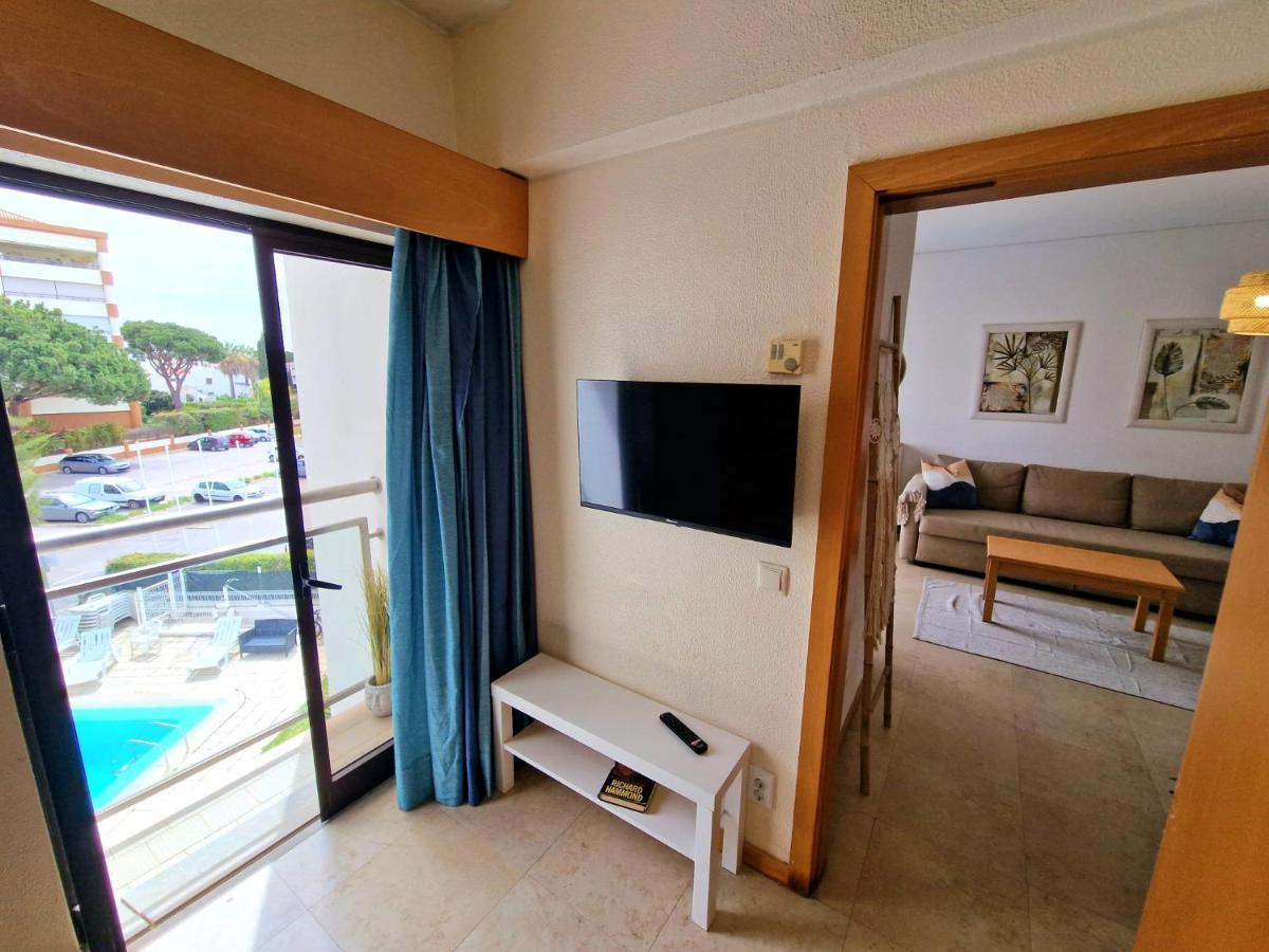 Zarco - Cosy Apartment In Vilamoura With A Balcony With View To The 2 Swimming Pools - Near The Beach & The Marina Quarteira Exteriör bild